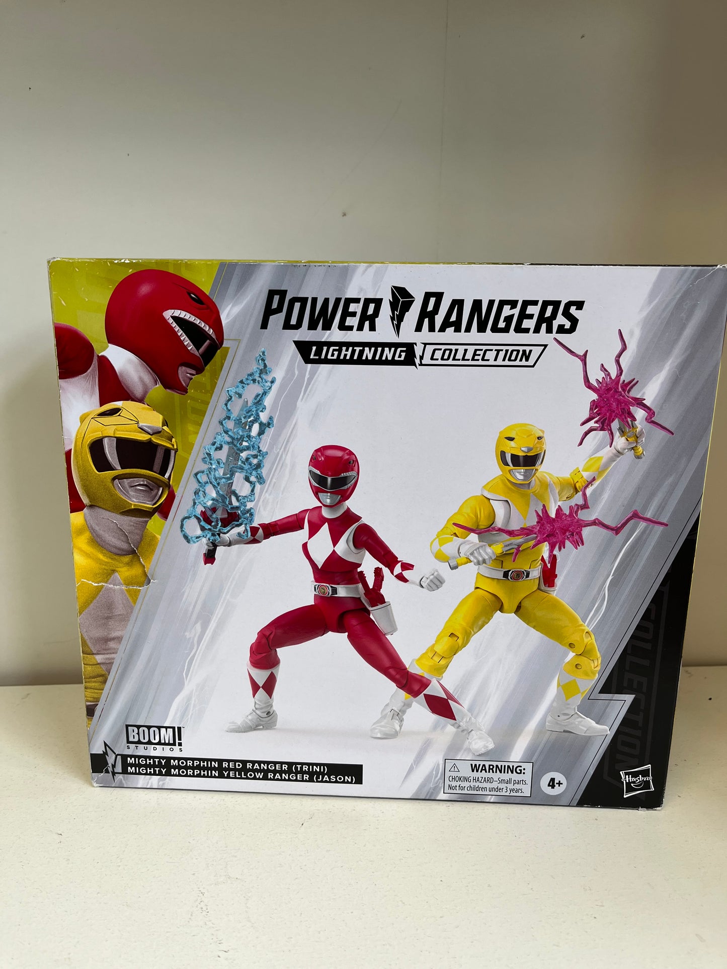 Power Rangers Lightening Collection MMPR Red & Yellow