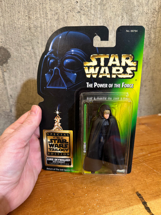 Star Wars 1997 Kenner Luke Skywalker Jedi Knight Theater Edition POTF