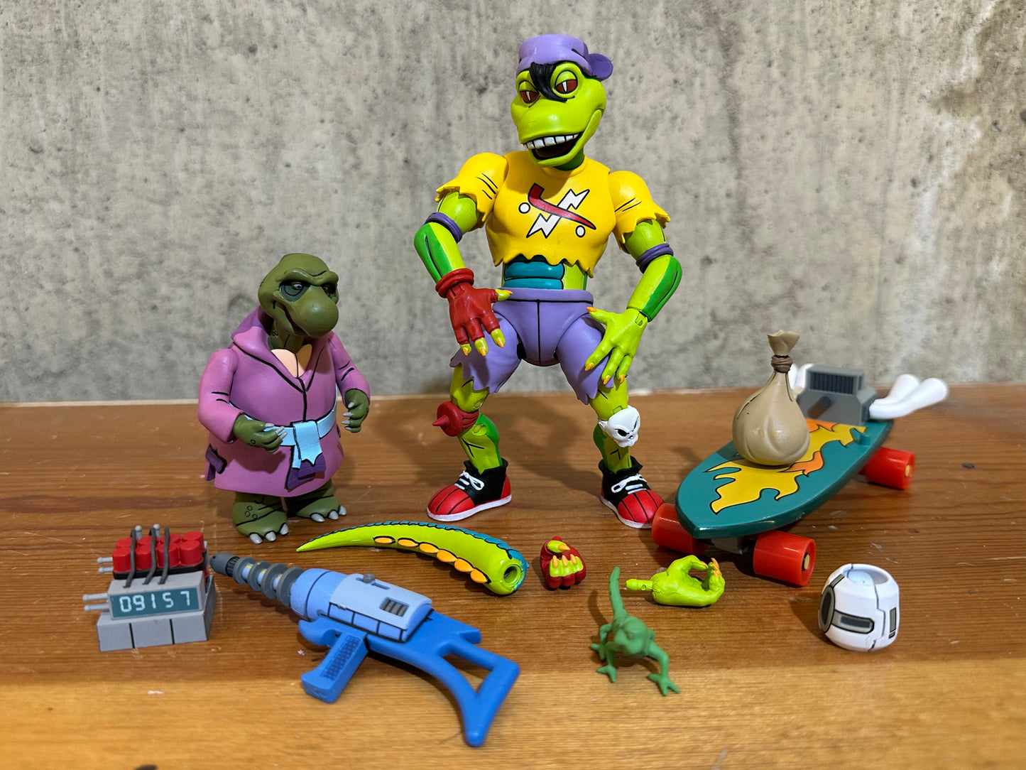 NECA Teenage Mutant Ninja Turtles TMNT Mondo Gecko Action Figure Loose