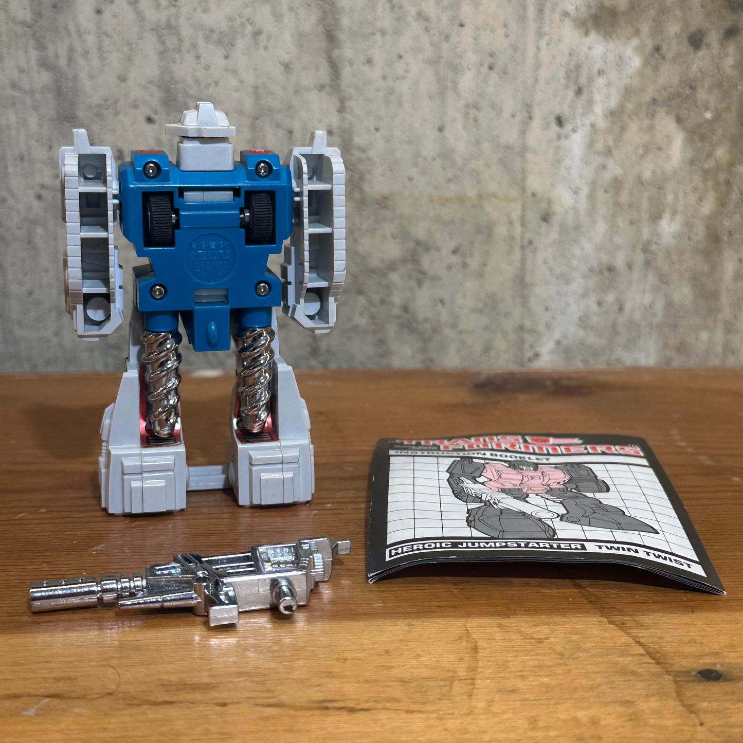 Twin Twist Complete G1 Transformers Jumpstarter Autobot Toy Action Figure