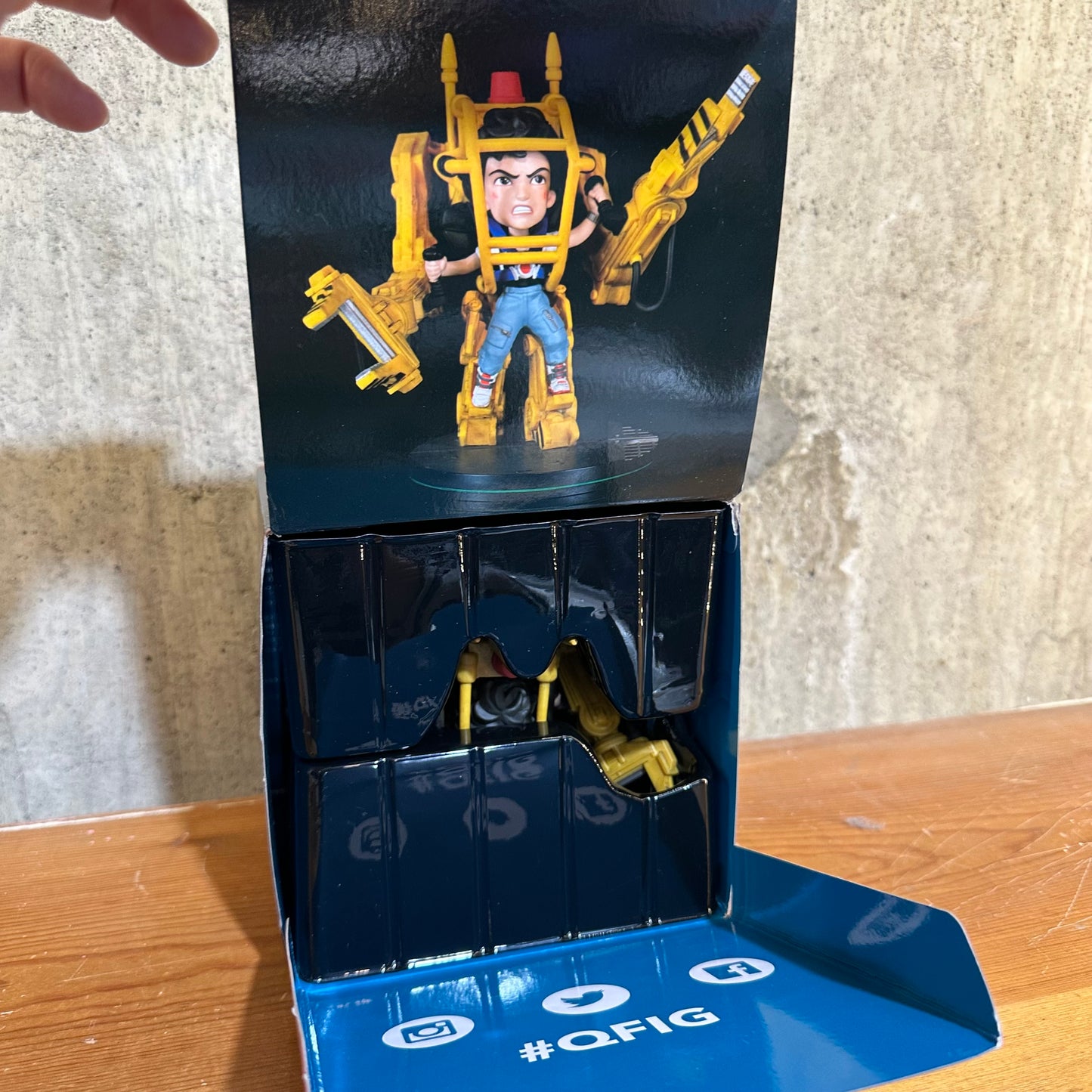 Quantum Mechanix Q-Fig Ellen Ripley Figure Aliens Movie Collectible