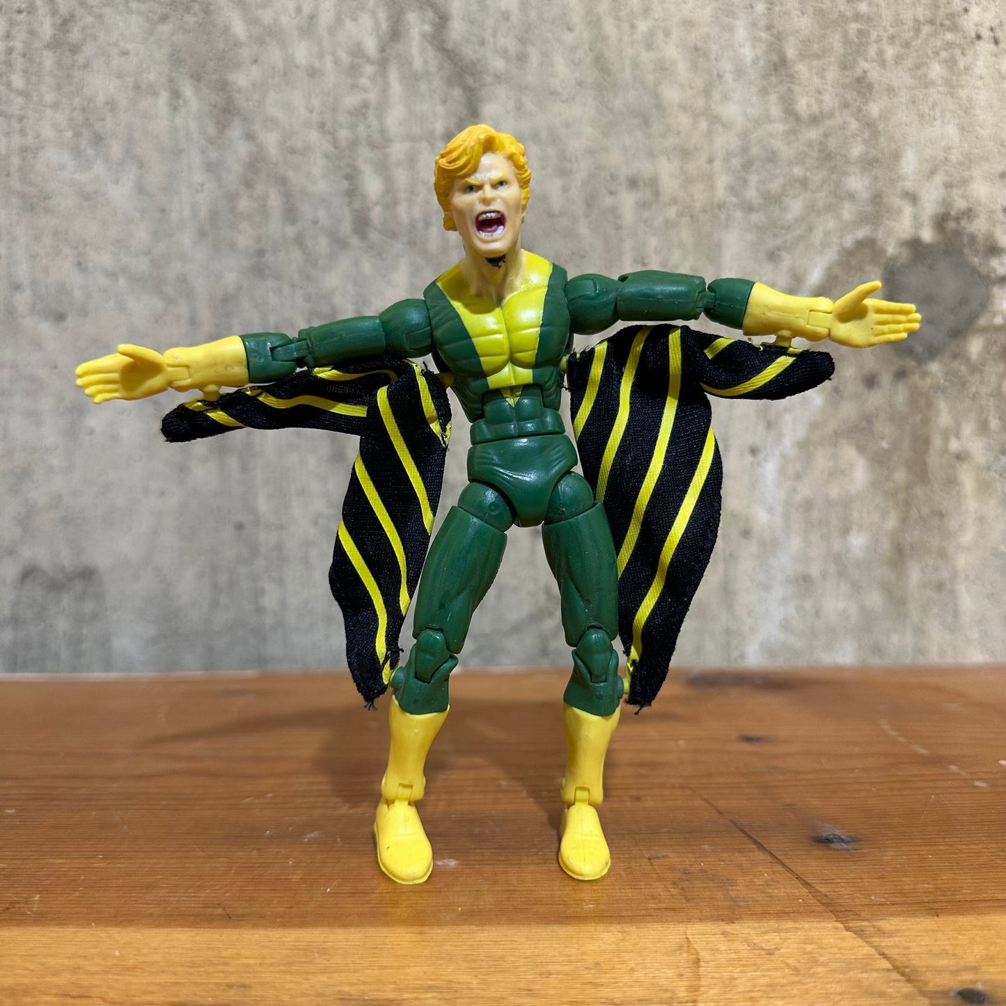 Banshee Complete  Marvel Legends Annihilus Series ToyBiz 6" figure 2006