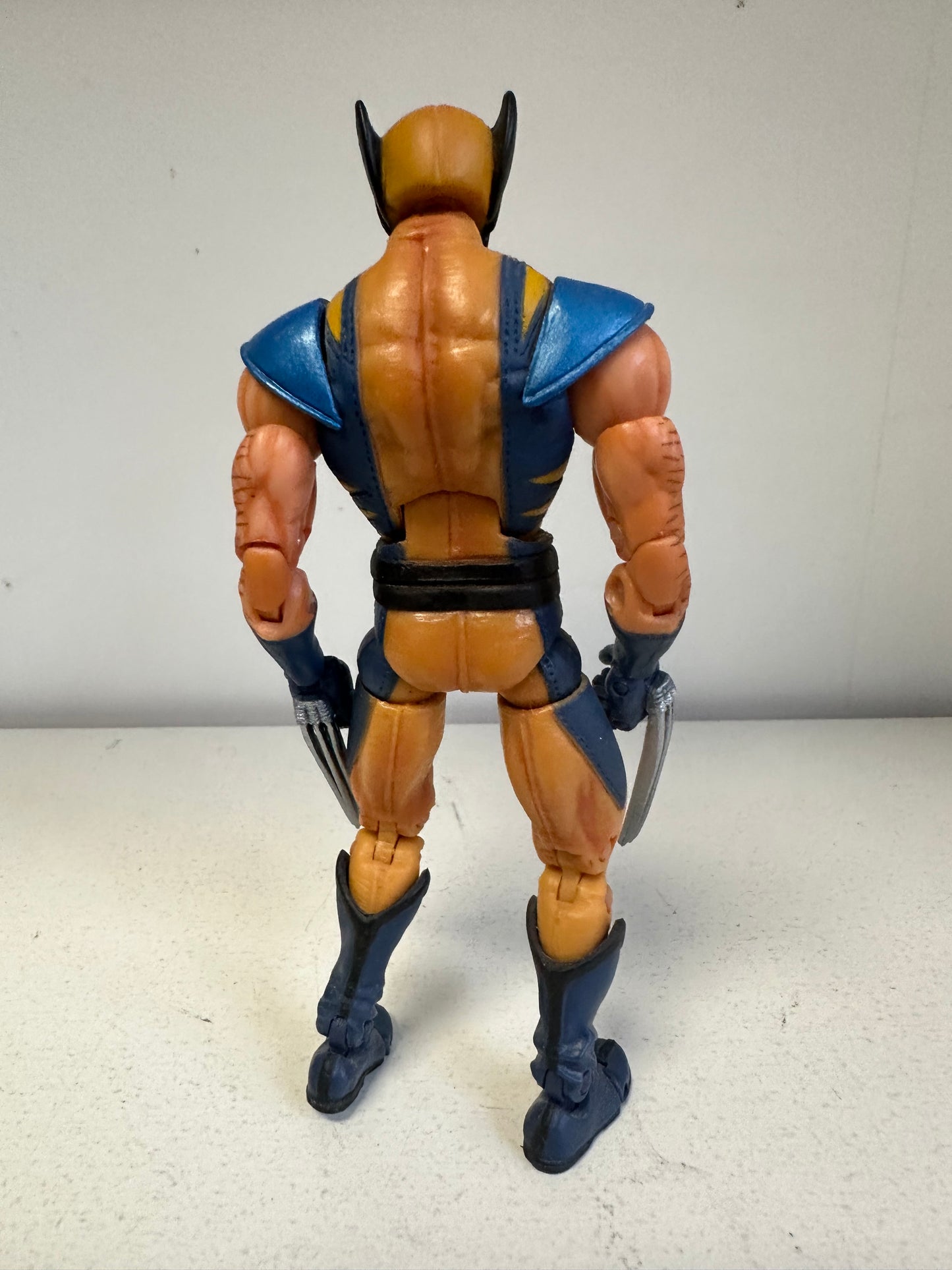 Marvel Legends Toy Biz Wolverine 6” Action Figure Toy