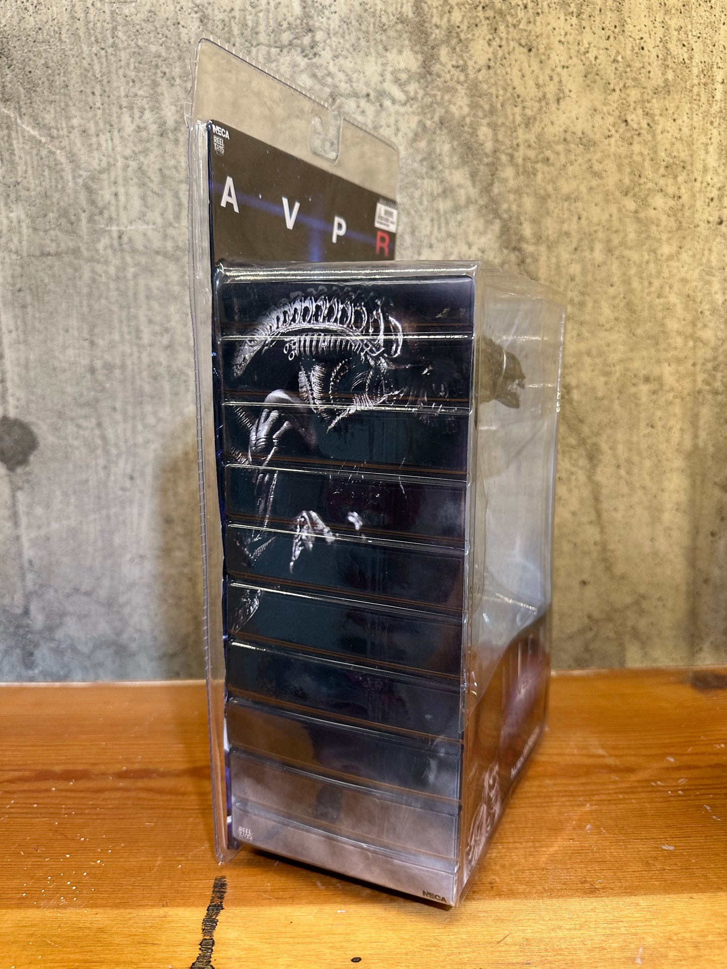 Alien Warrior AVP Requiem Sealed Neca Action Figure Reel Toys