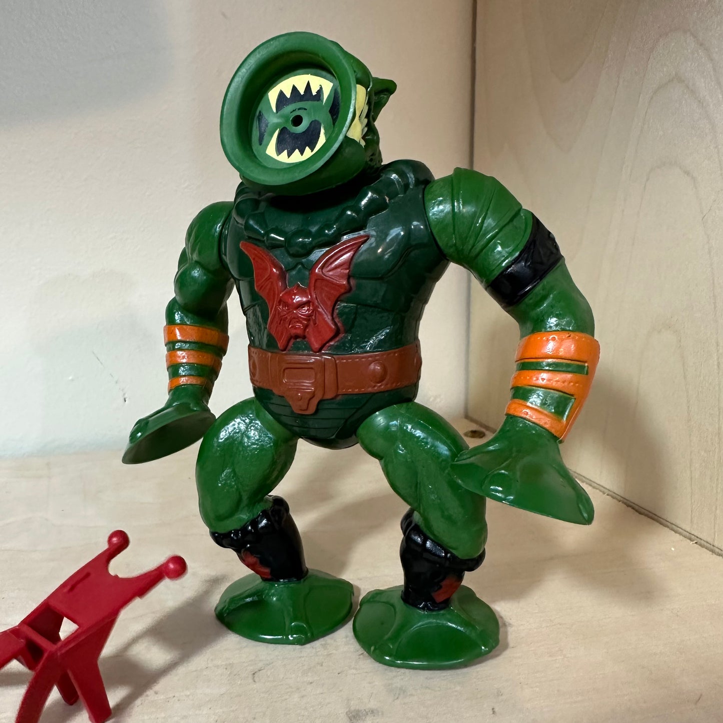 1984 MOTU Leech Complete Vintage He-Man Master’s of the Universe Action Figure
