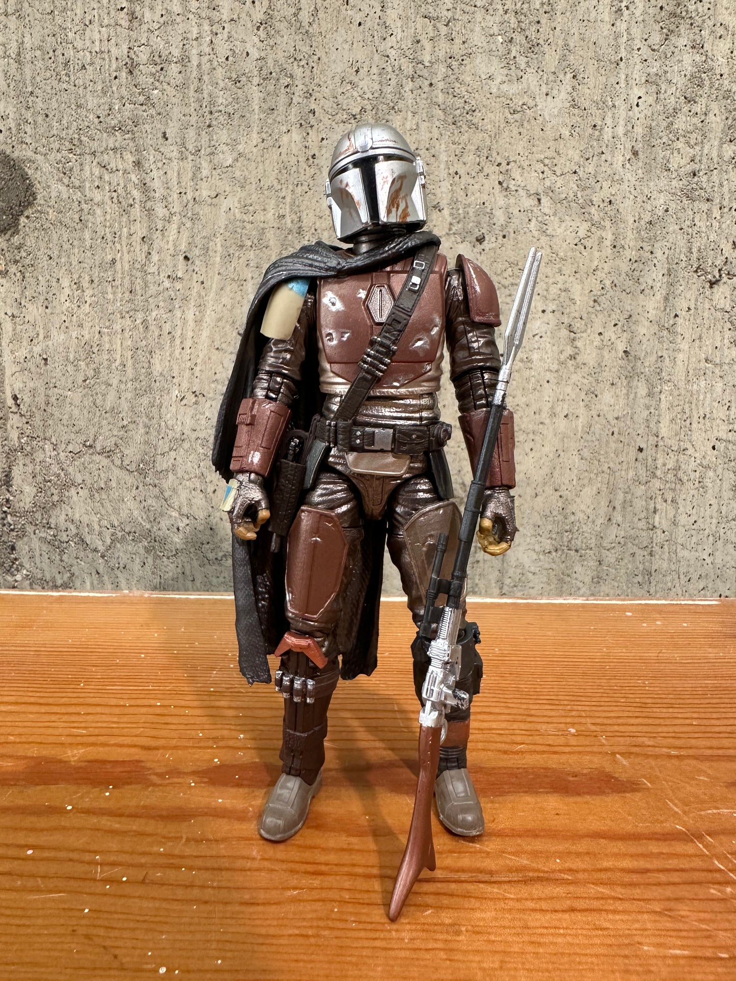 Carbonized Mandalorian Star Wars Black Series 6” Action Figure Toy