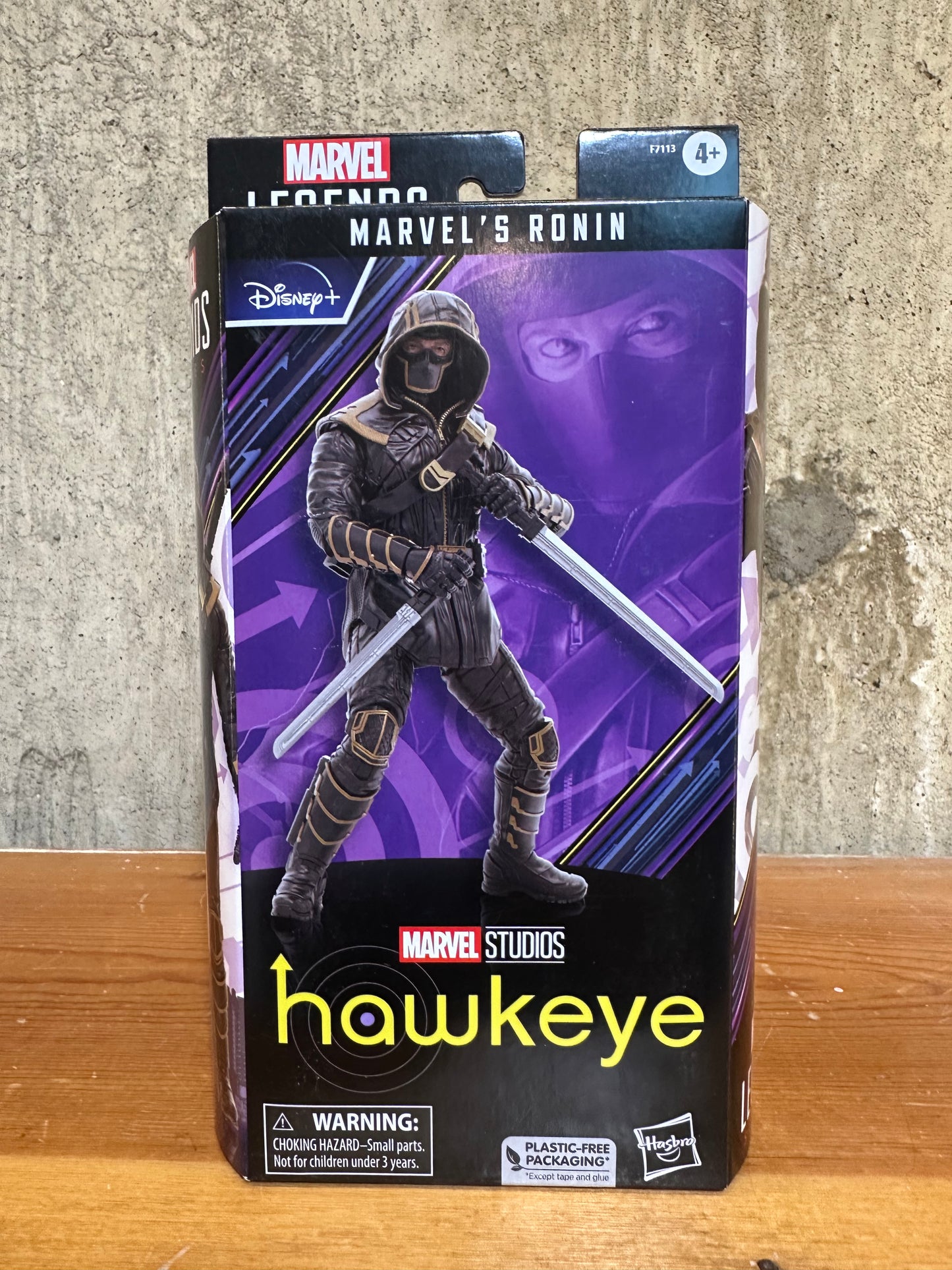 Ronin Marvel’s Hawkeye Marvel Legends 6” Sealed Action Figure Toy