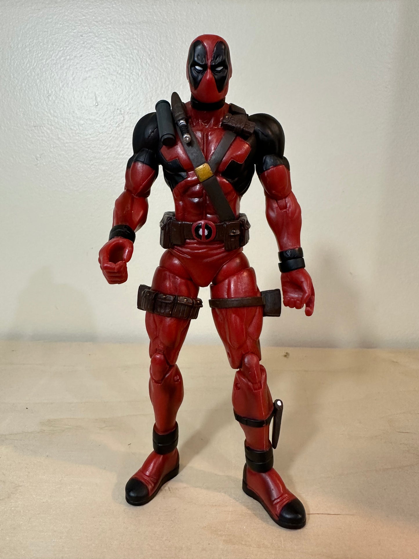 Marvel Diamond Select Deadpool Action Figure no Accessories