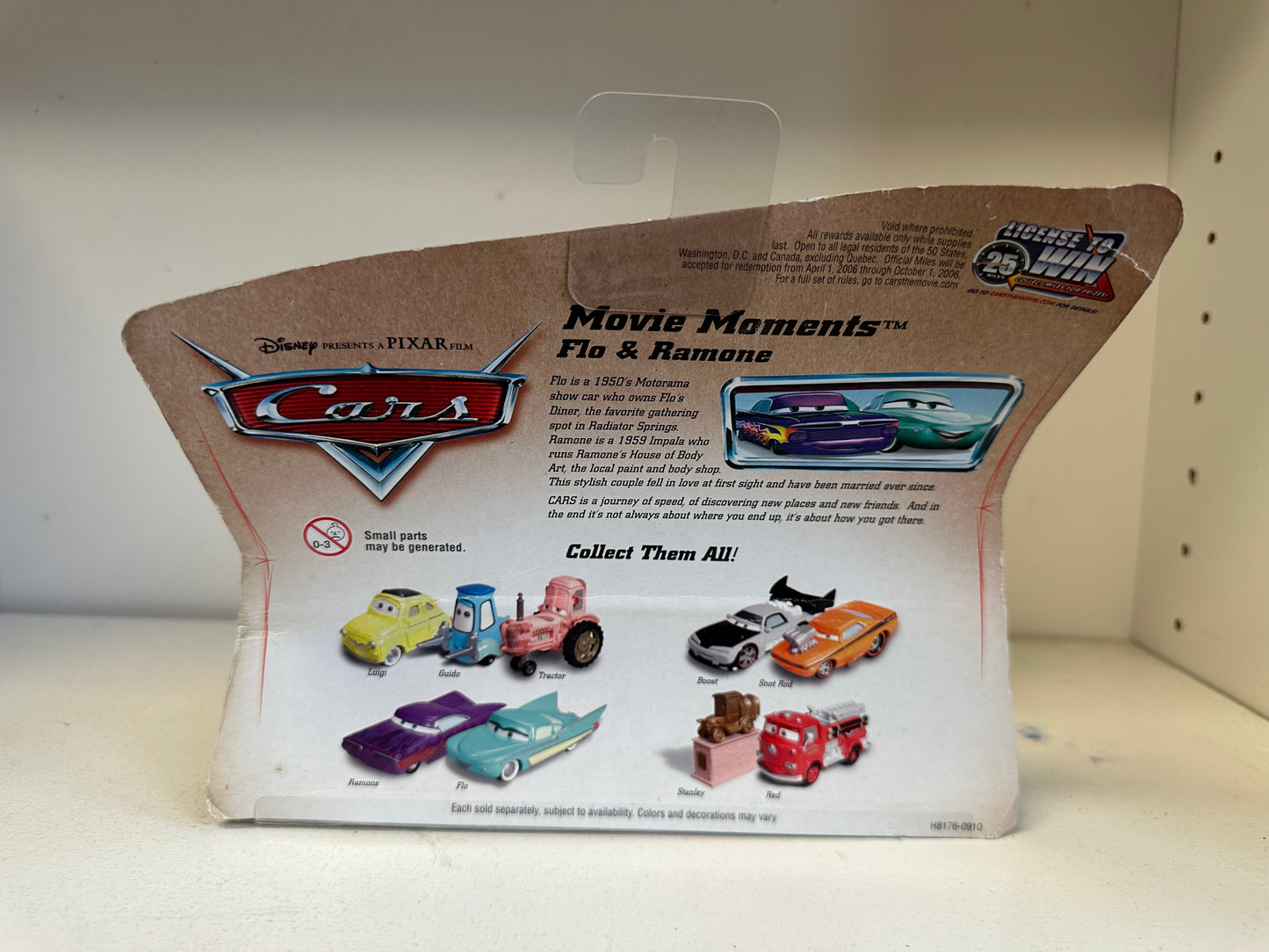 Disney Pixar Cars Flo & Ramone Movie Moments Sesled Toy