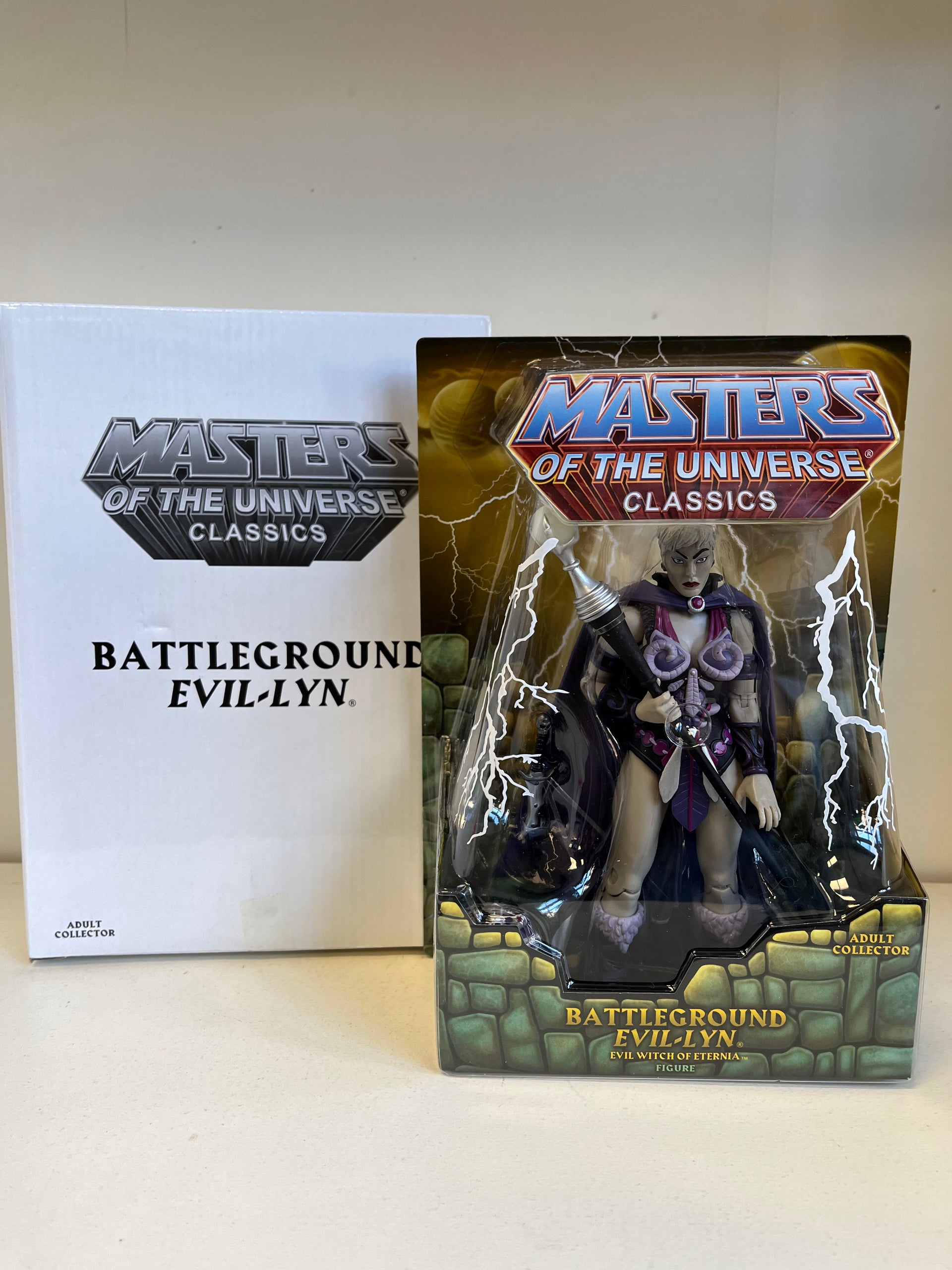 MOTU Classics Battleground Evil-Lyn – Mike's Vintage Toys