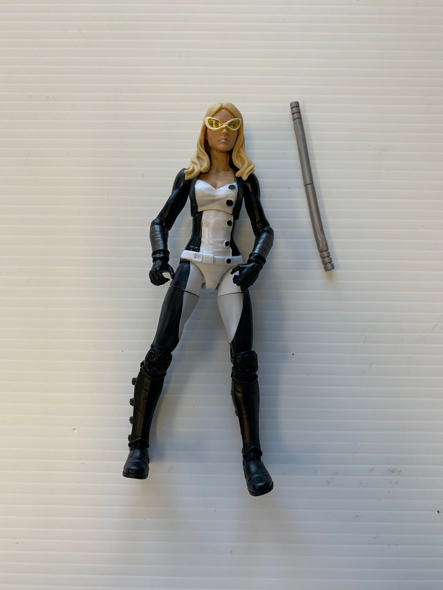 Marvel Legends Mockingbird