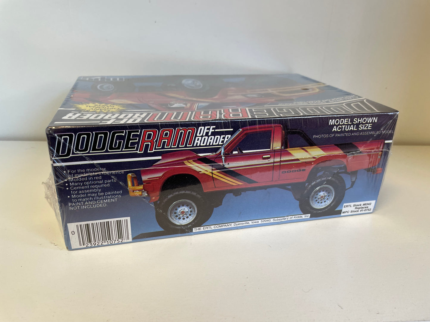 Dodge Ram Off Roader MPC Model Kit Sealed 1/25 scale